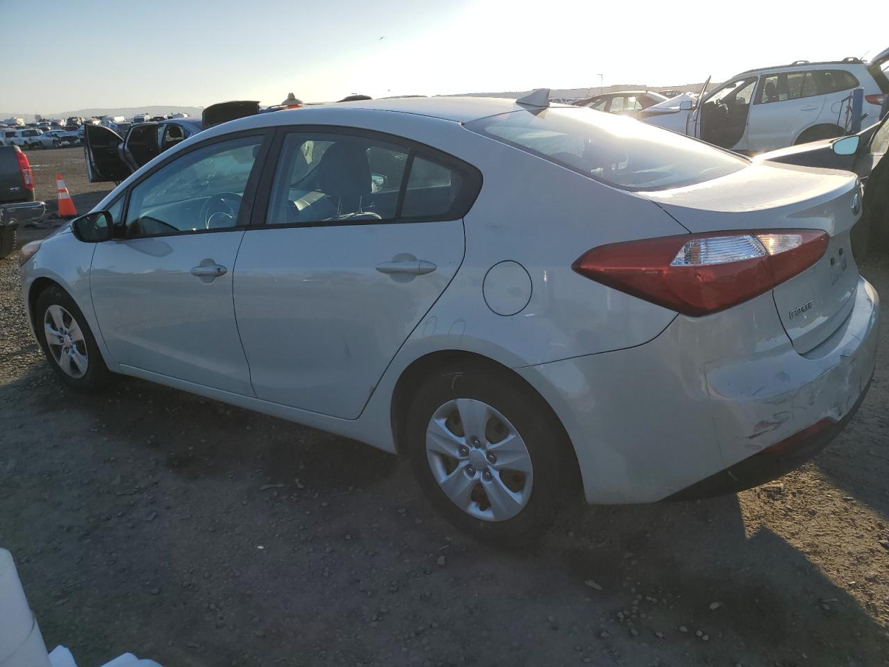 2015 Kia Forte - Image 2