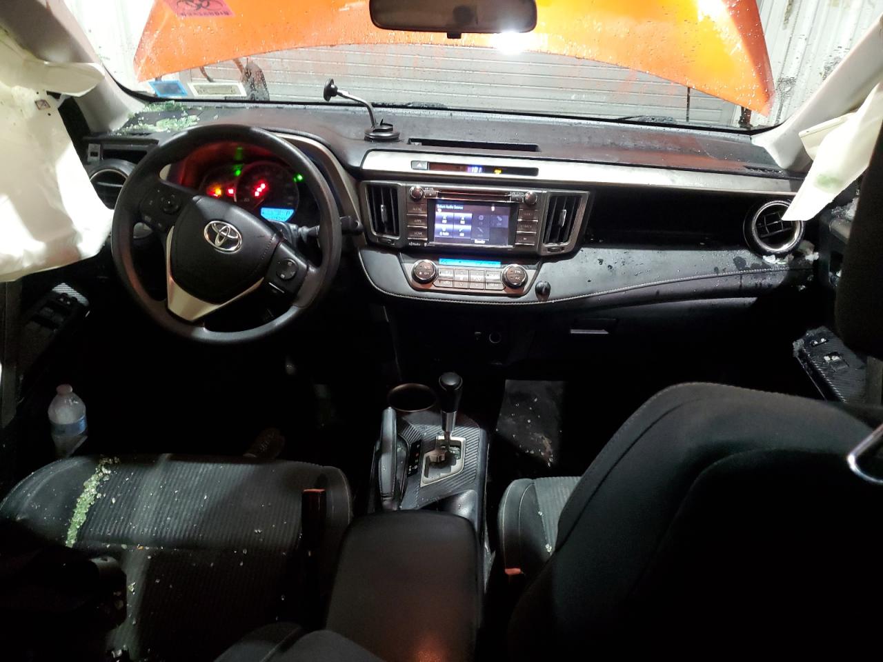 2015 Toyota RAV 4 - Image 8