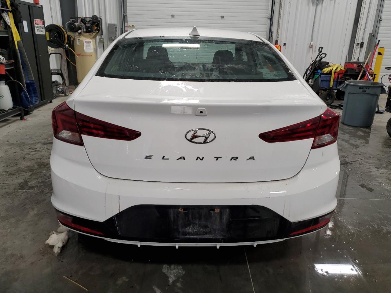 2020 Hyundai Elantra - Image 6