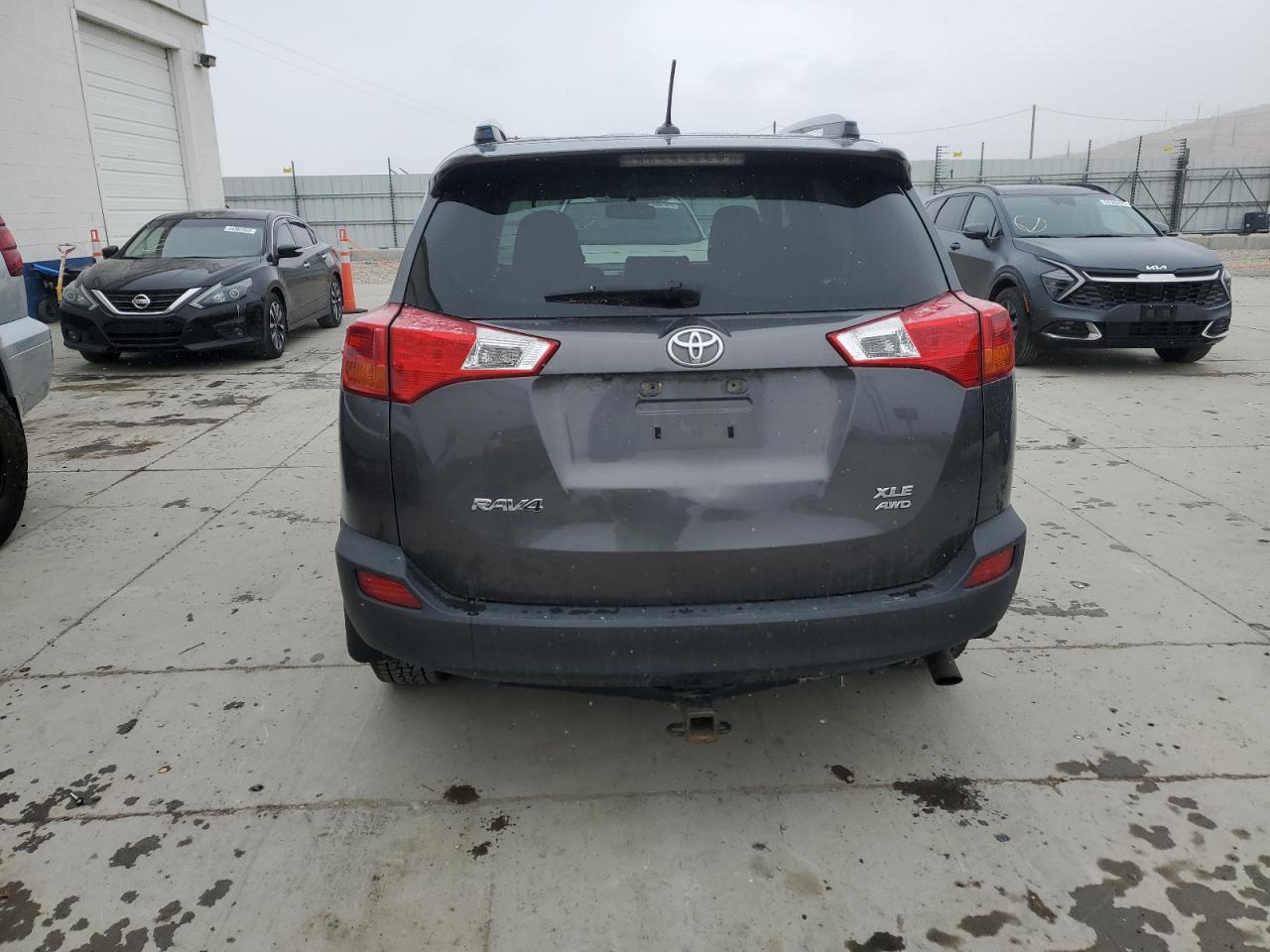 2015 Toyota RAV 4 - Image 6