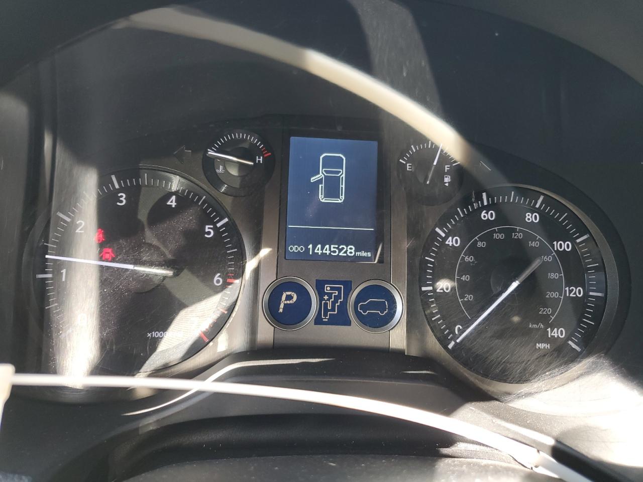 2014 Lexus GX - Image 9