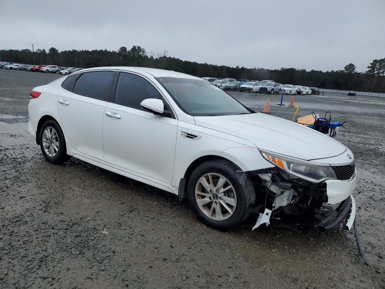 2017 Kia Optima - Image 4