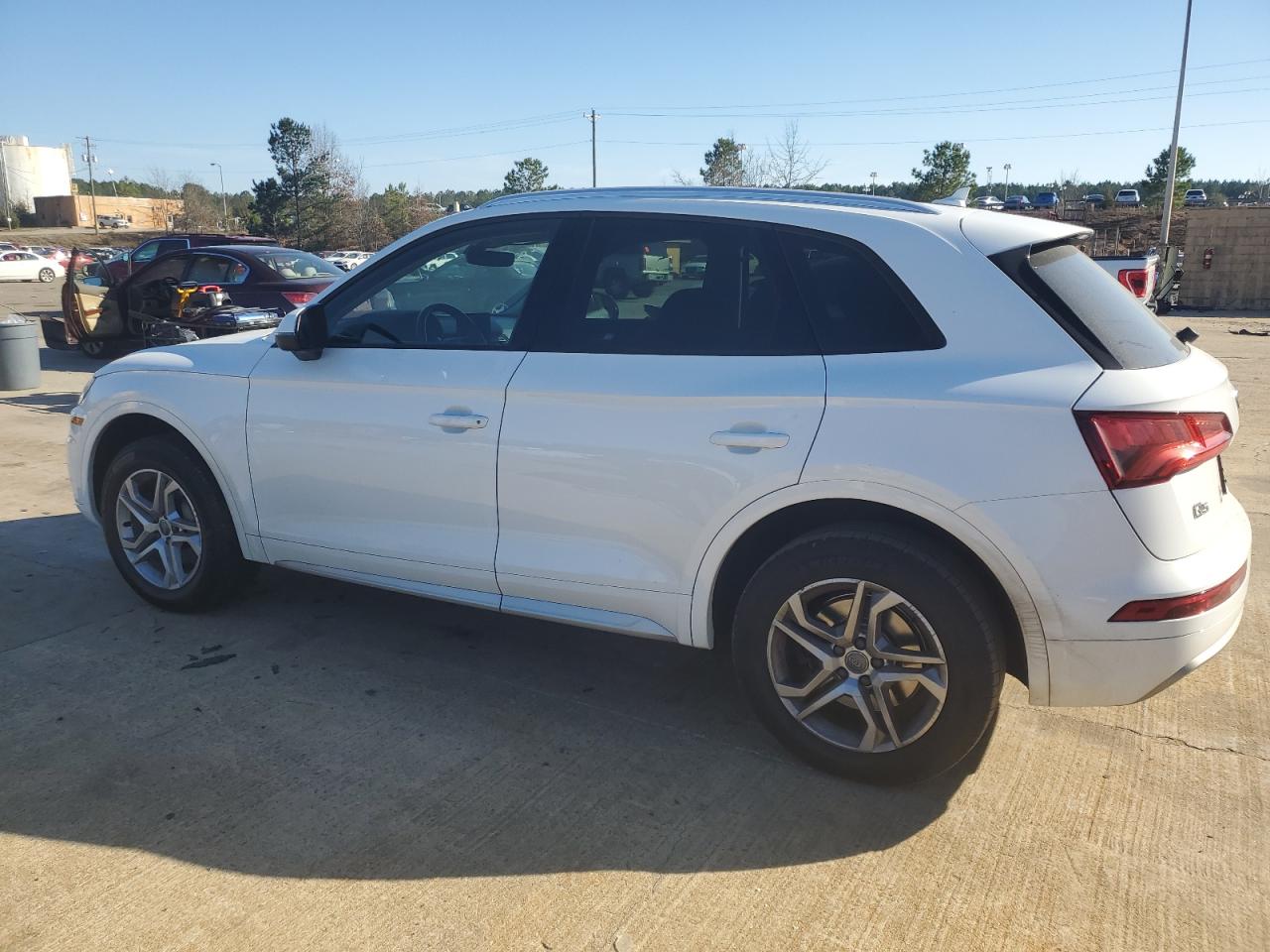 2018 Audi Q5 - Image 2