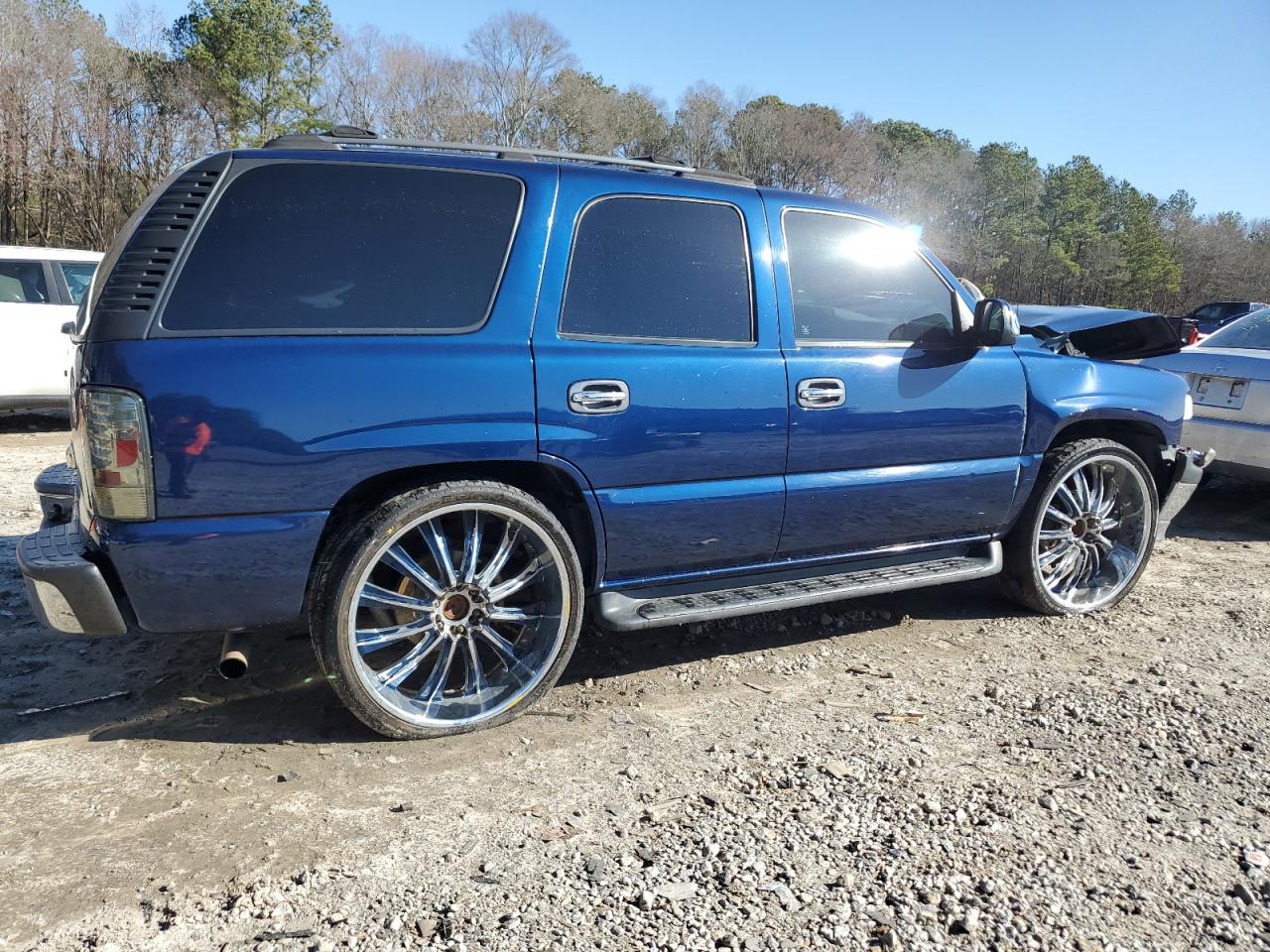 2002 Chevrolet Tahoe - Image 3