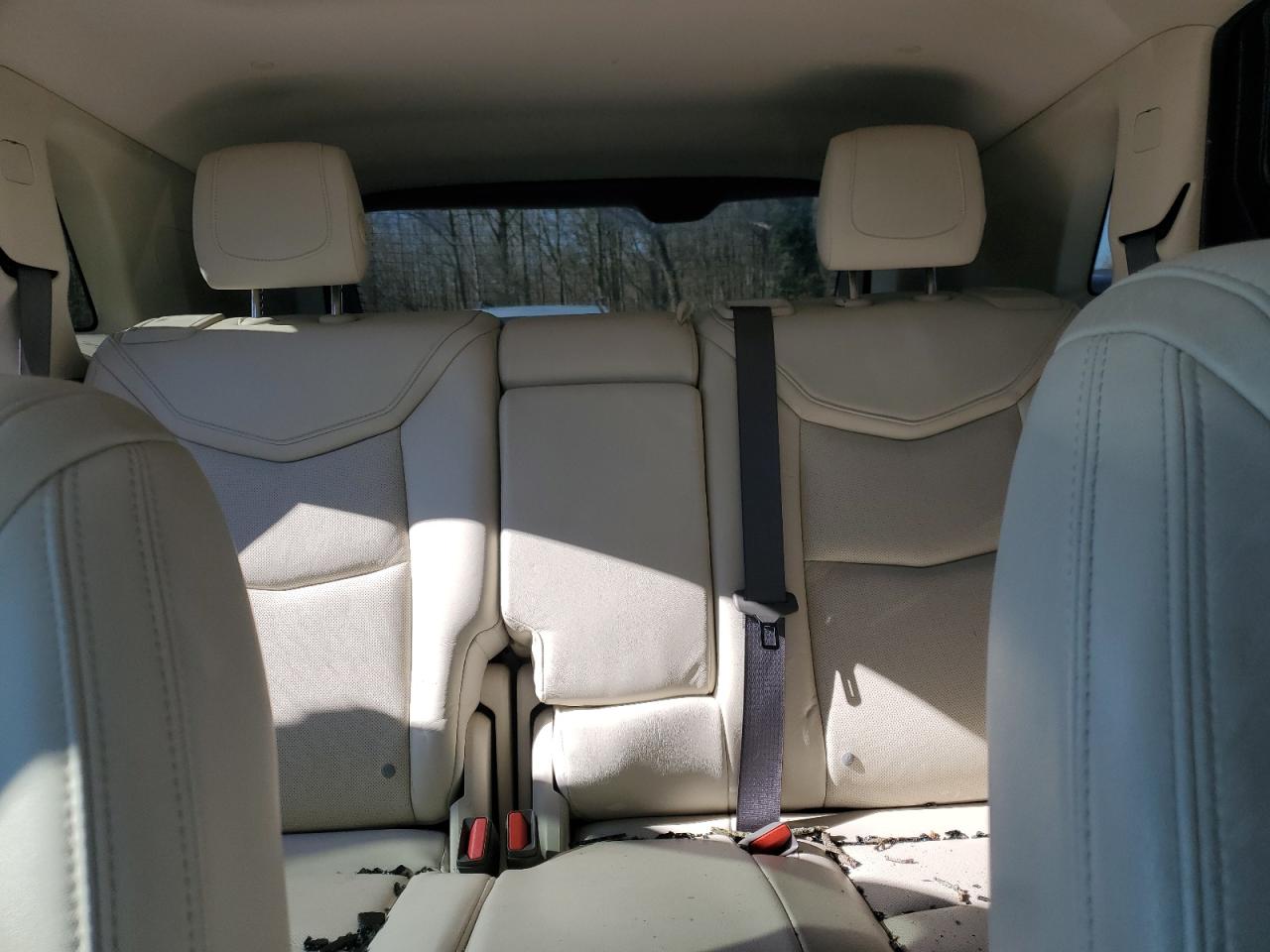 2017 Cadillac XT5 - Image 10