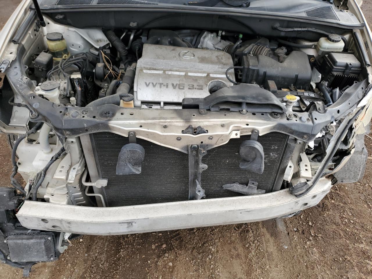 2004 Lexus RX - Image 14