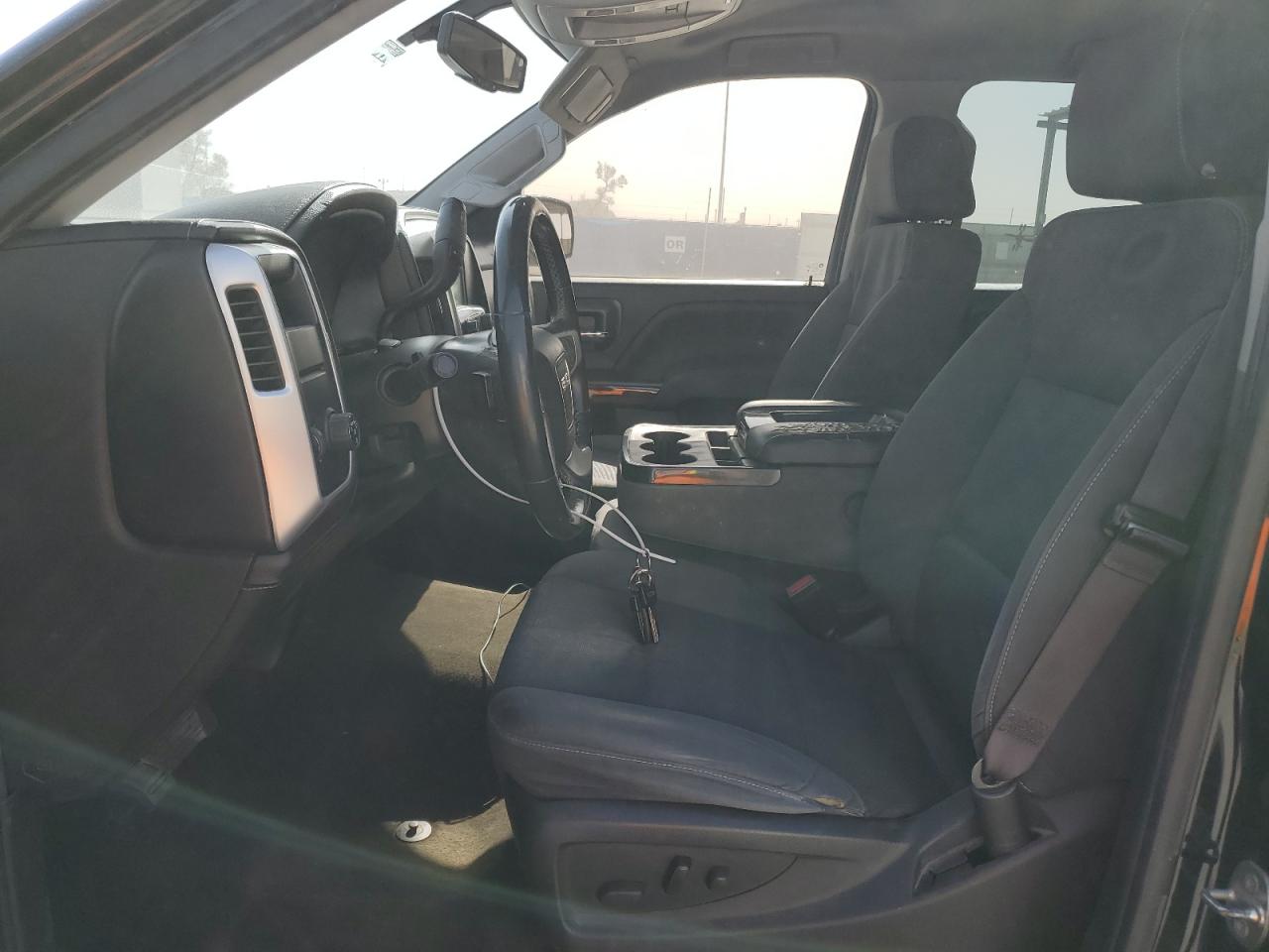 2017 GMC Sierra - Image 7