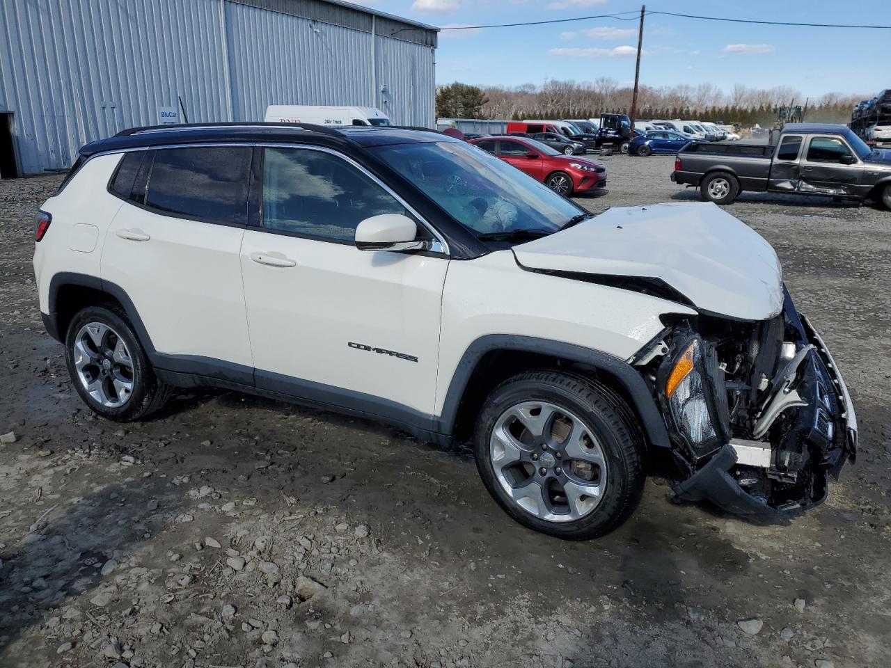 2018 Jeep Compass - Image 4