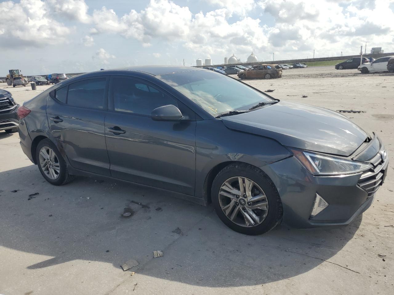 2020 Hyundai Elantra - Image 4