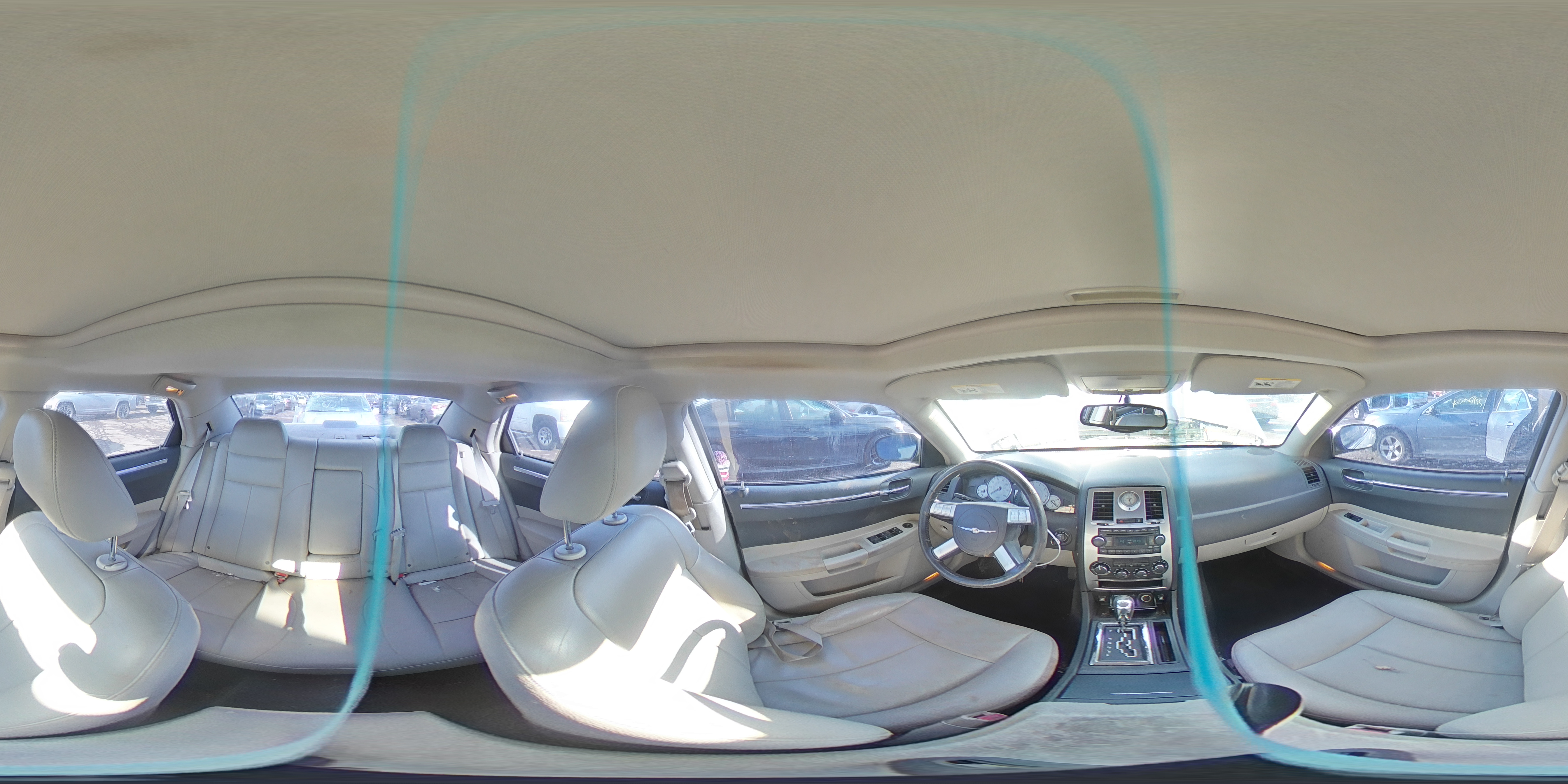 2005 Chrysler 300 - Image 12