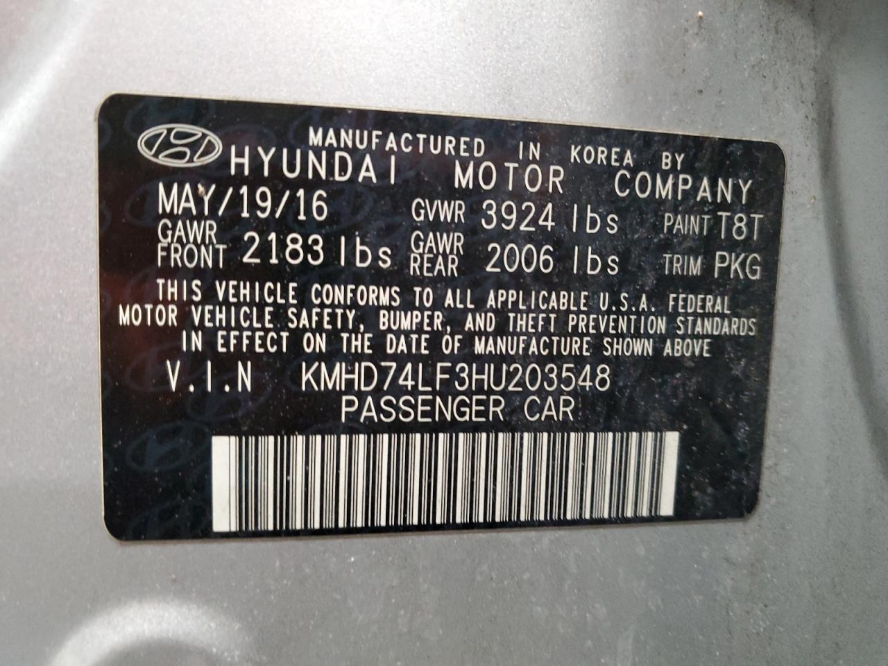 2017 Hyundai Elantra - Image 12
