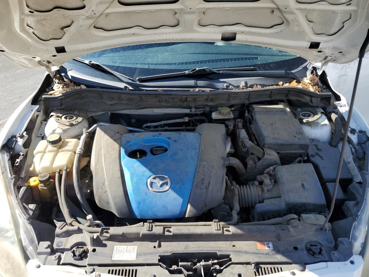 2013 Mazda 3 - Image 12