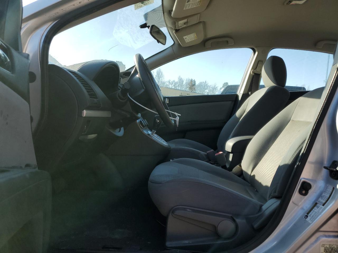 2012 Nissan Sentra - Image 7