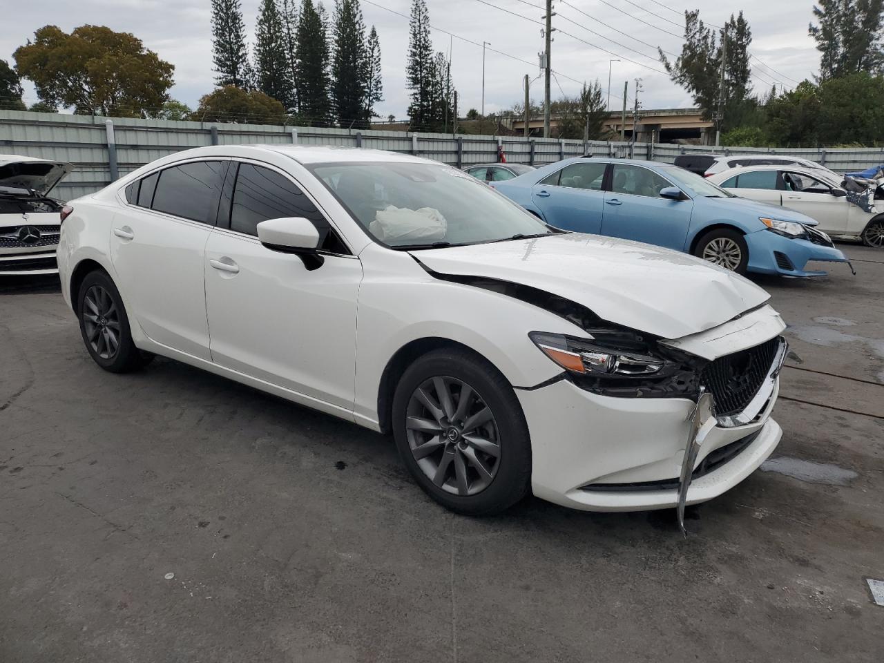 2019 Mazda 6 - Image 4