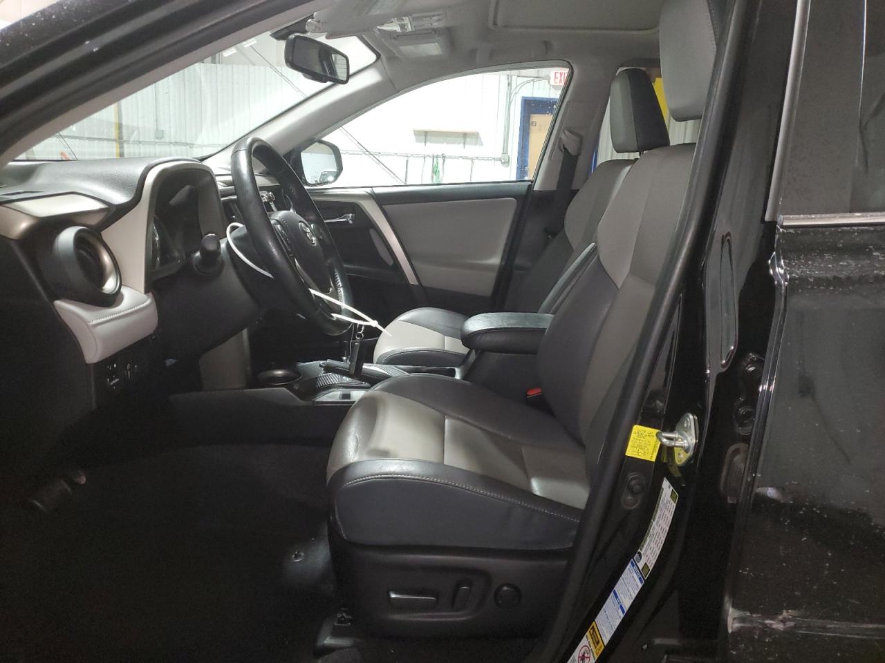 2015 Toyota RAV 4 - Image 7