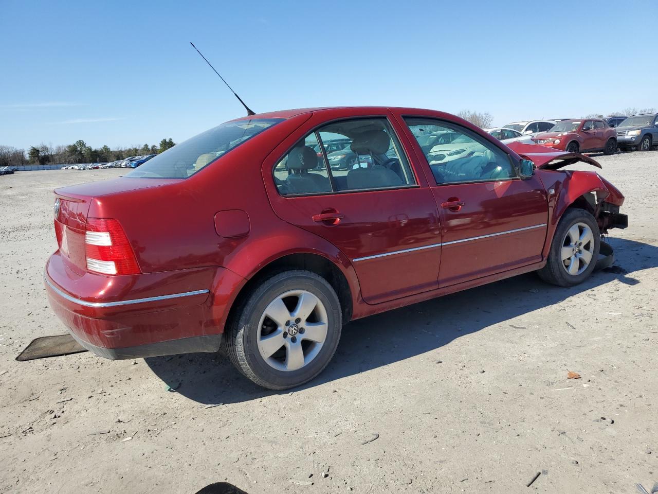 2005 Volkswagen Jetta - Image 3