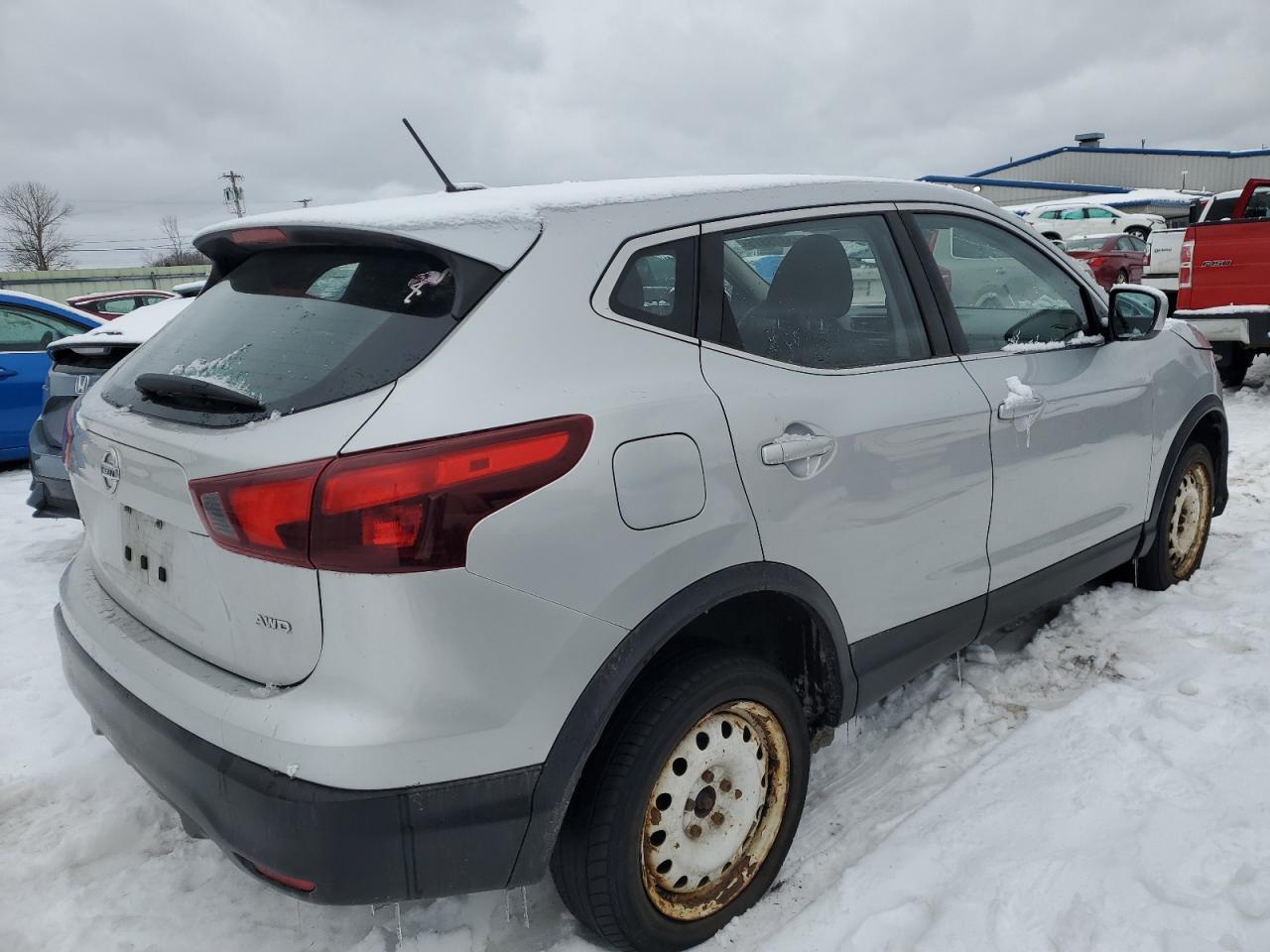 2019 Nissan Rogue - Image 3