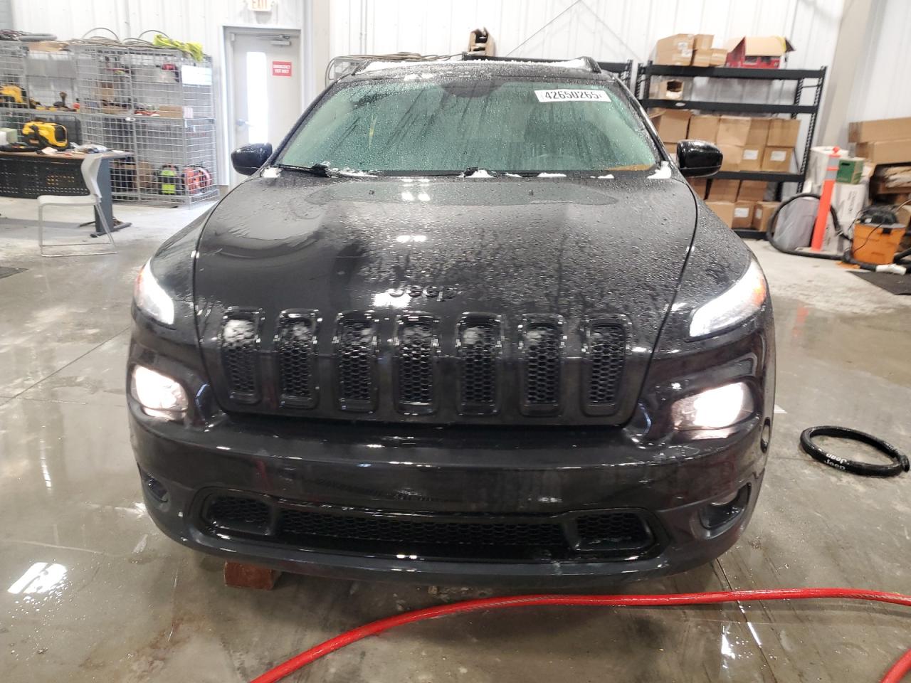 2016 Jeep Grand Cherokee - Image 5
