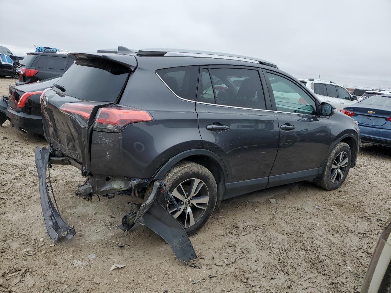 2018 Toyota RAV 4 - Image 3