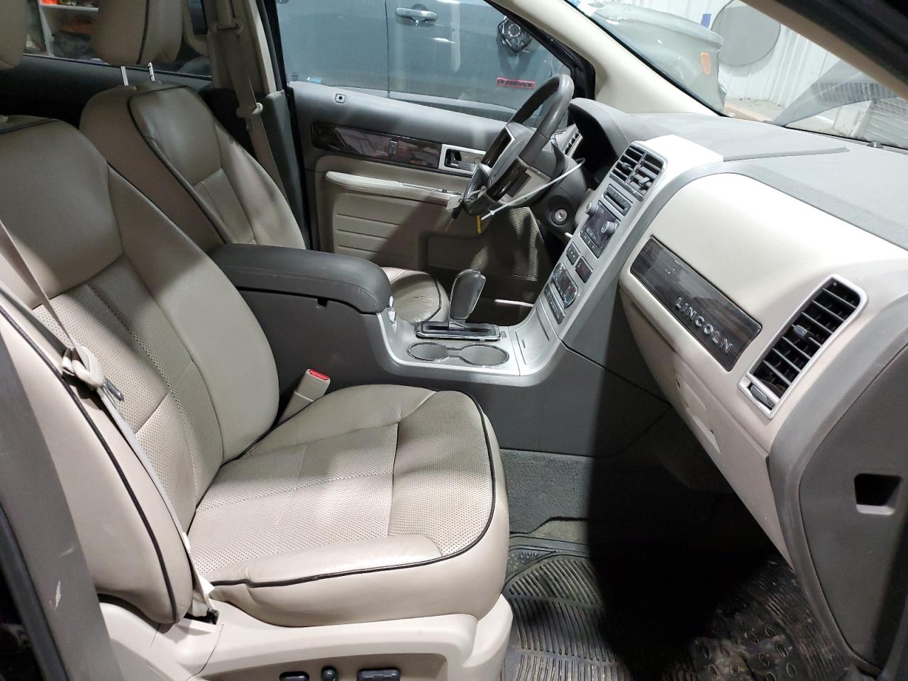 2008 Lincoln Mkx VIN: 2LMDU88C38BJ24079 Lot: 46079535