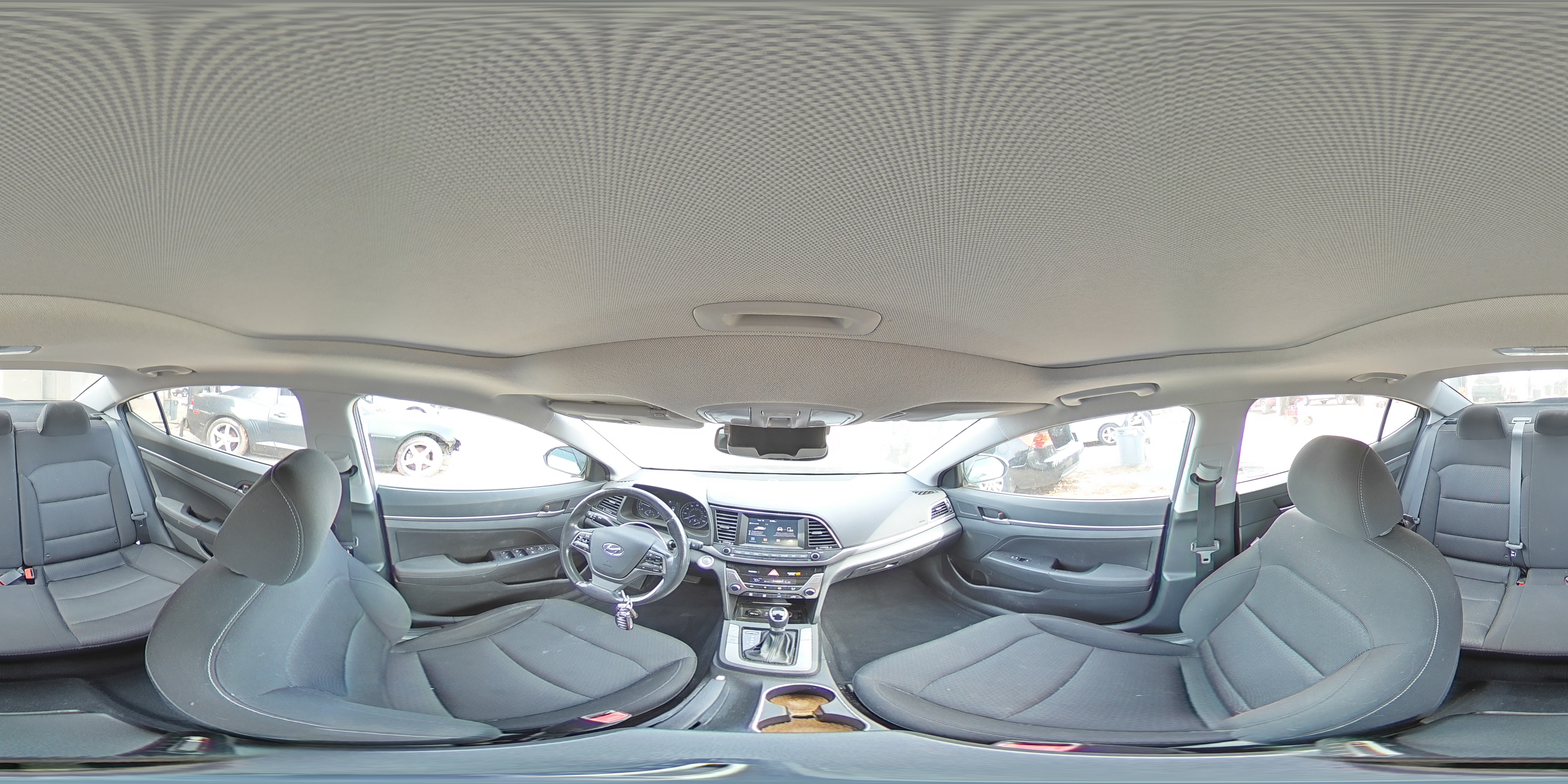 2018 Hyundai Elantra - Image 15