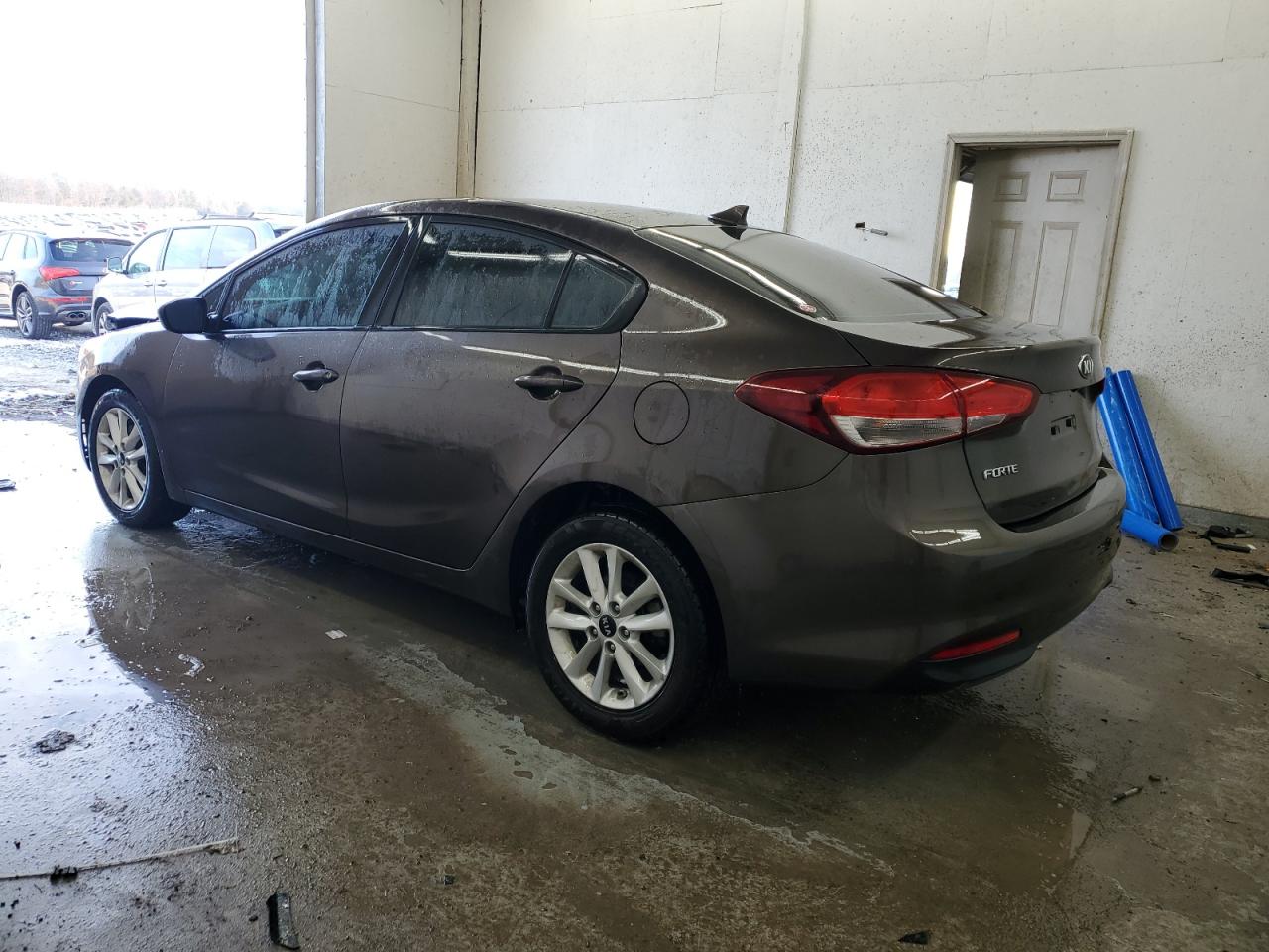 2017 Kia Forte - Image 2