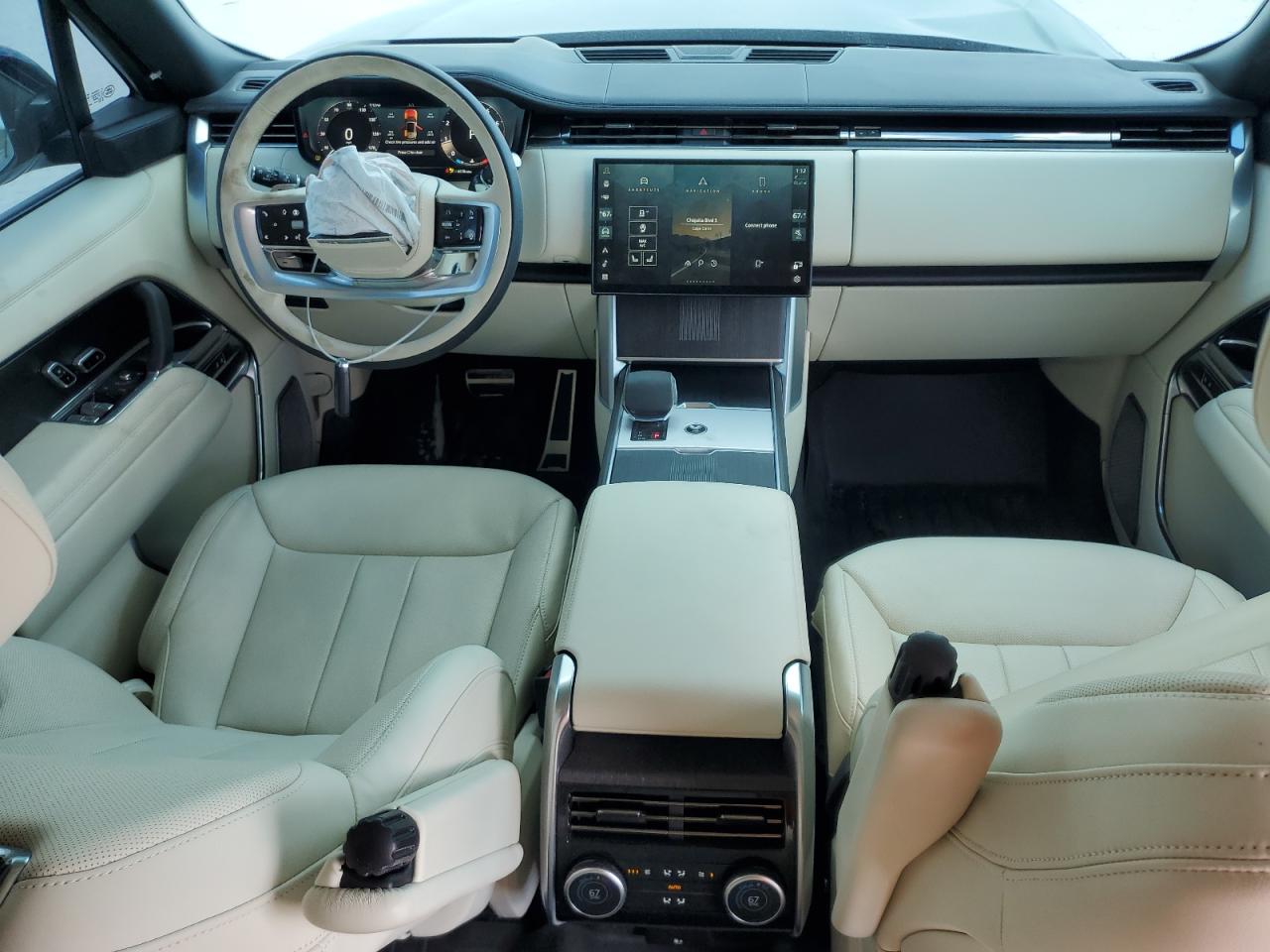 2024 Land Rover Range Rover - Image 8
