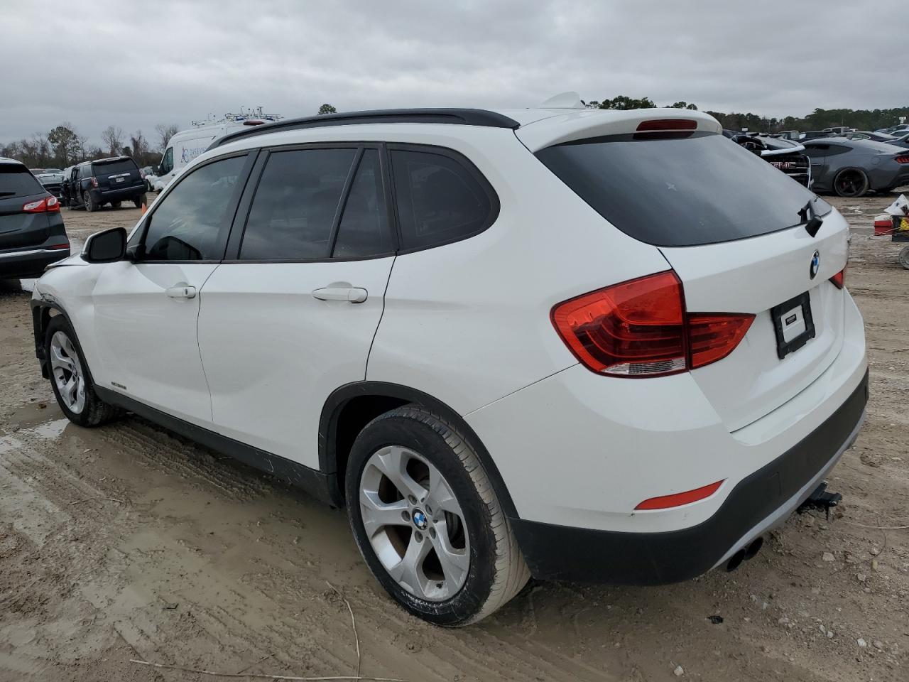 2014 BMW X1 - Image 2