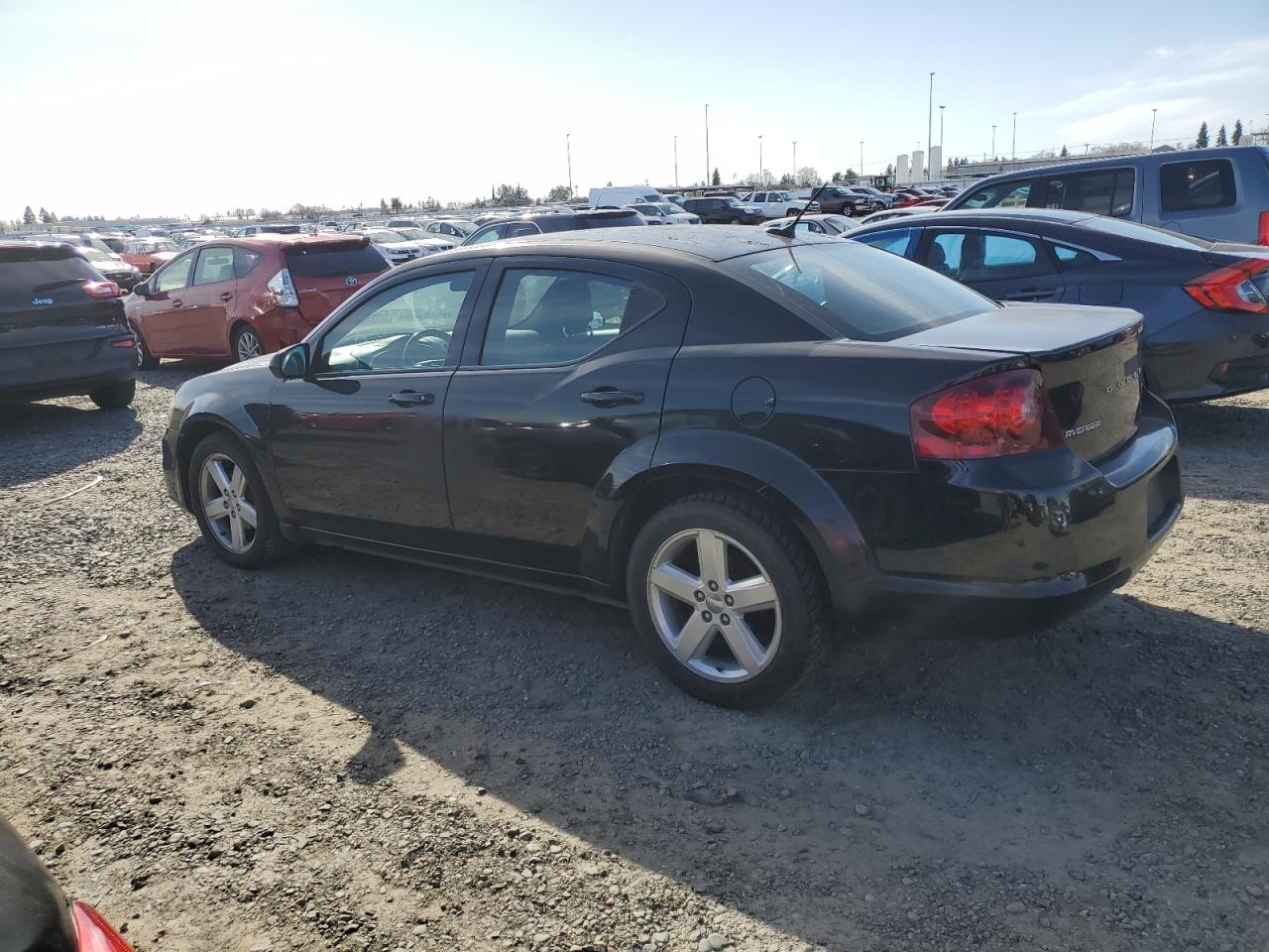 2013 Dodge Avenger - Image 2