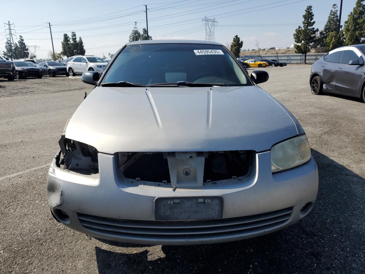 2005 Nissan Sentra - Image 5
