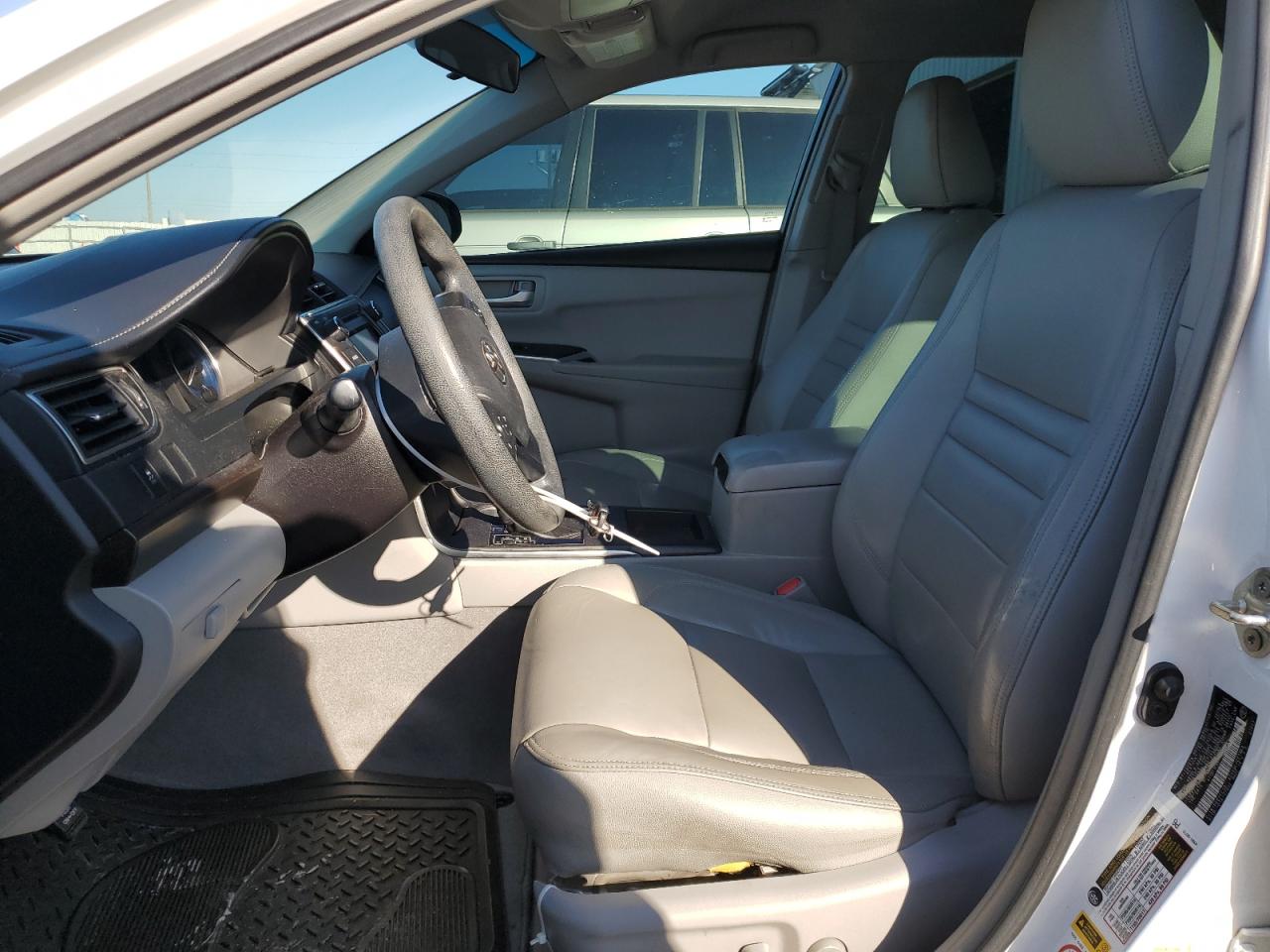 2017 Toyota Camry - Image 7