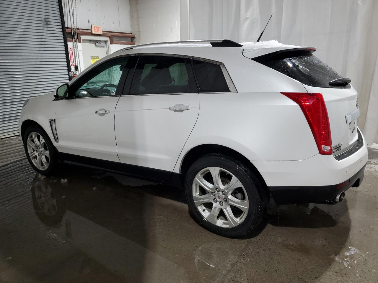 2014 Cadillac SRX - Image 2