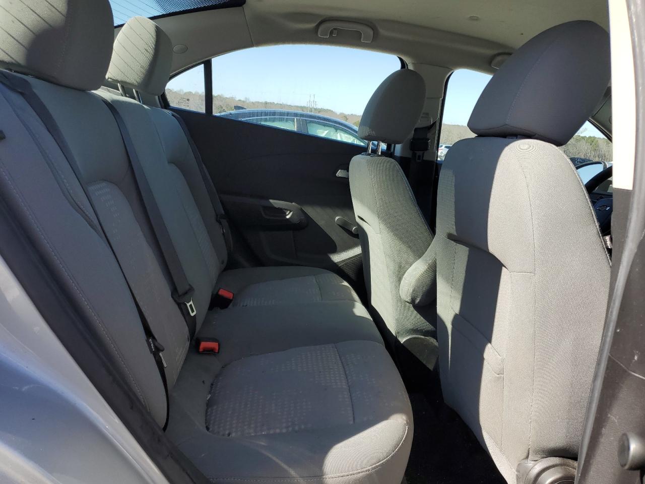 2013 Chevrolet Sonic - Image 10