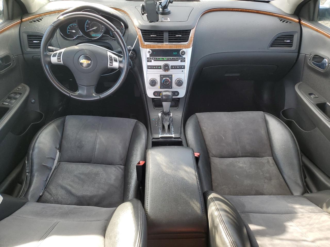 2011 Chevrolet Malibu - Image 8