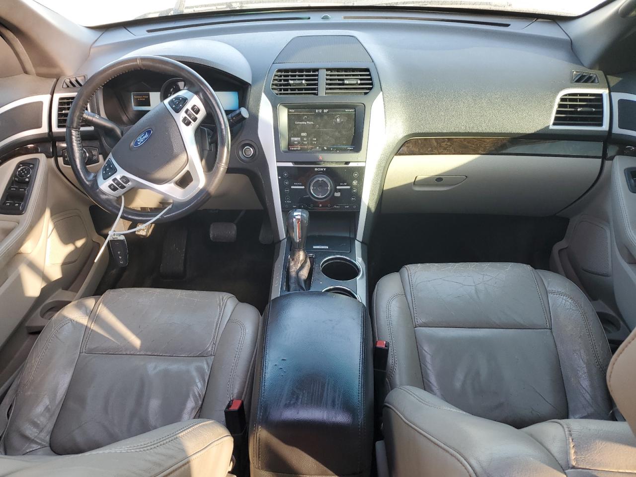2012 Ford Explorer - Image 8