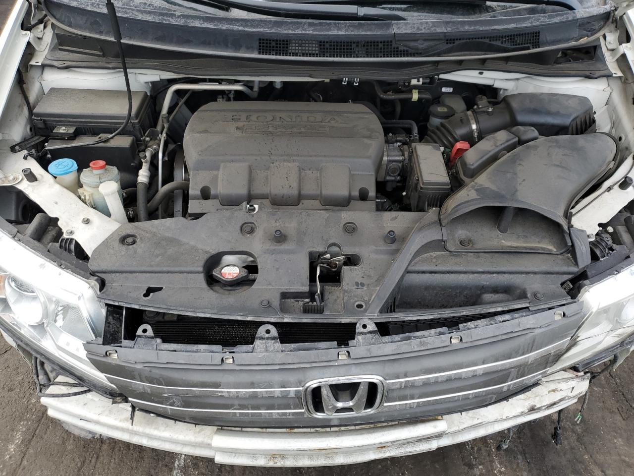 2012 Honda Odyssey - Image 13