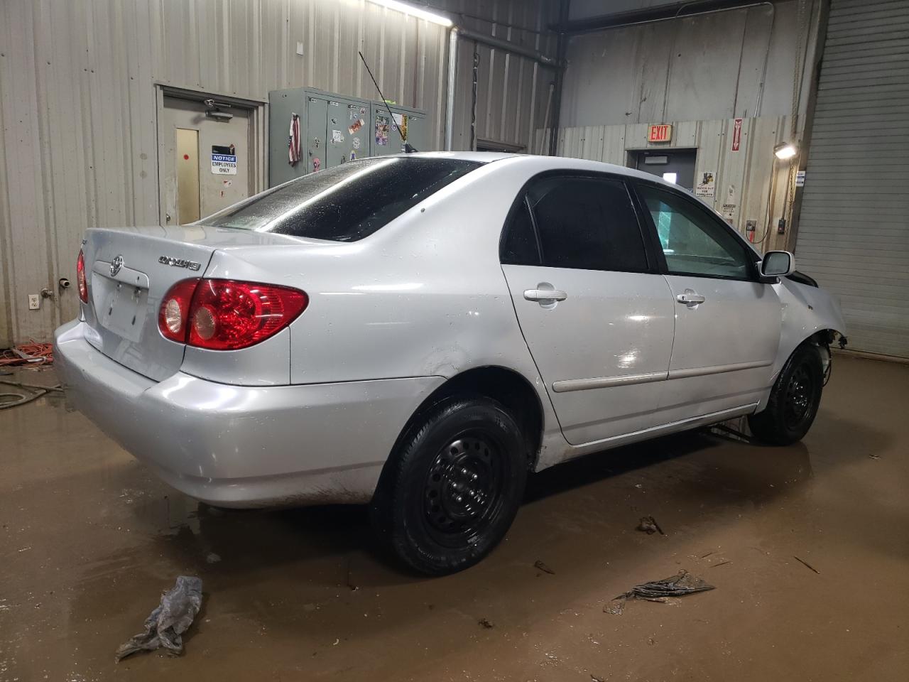 2005 Toyota Corolla - Image 3