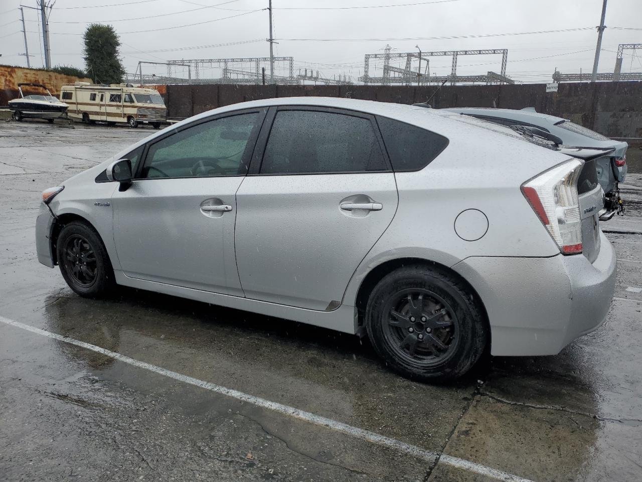 2010 Toyota Prius - Image 2