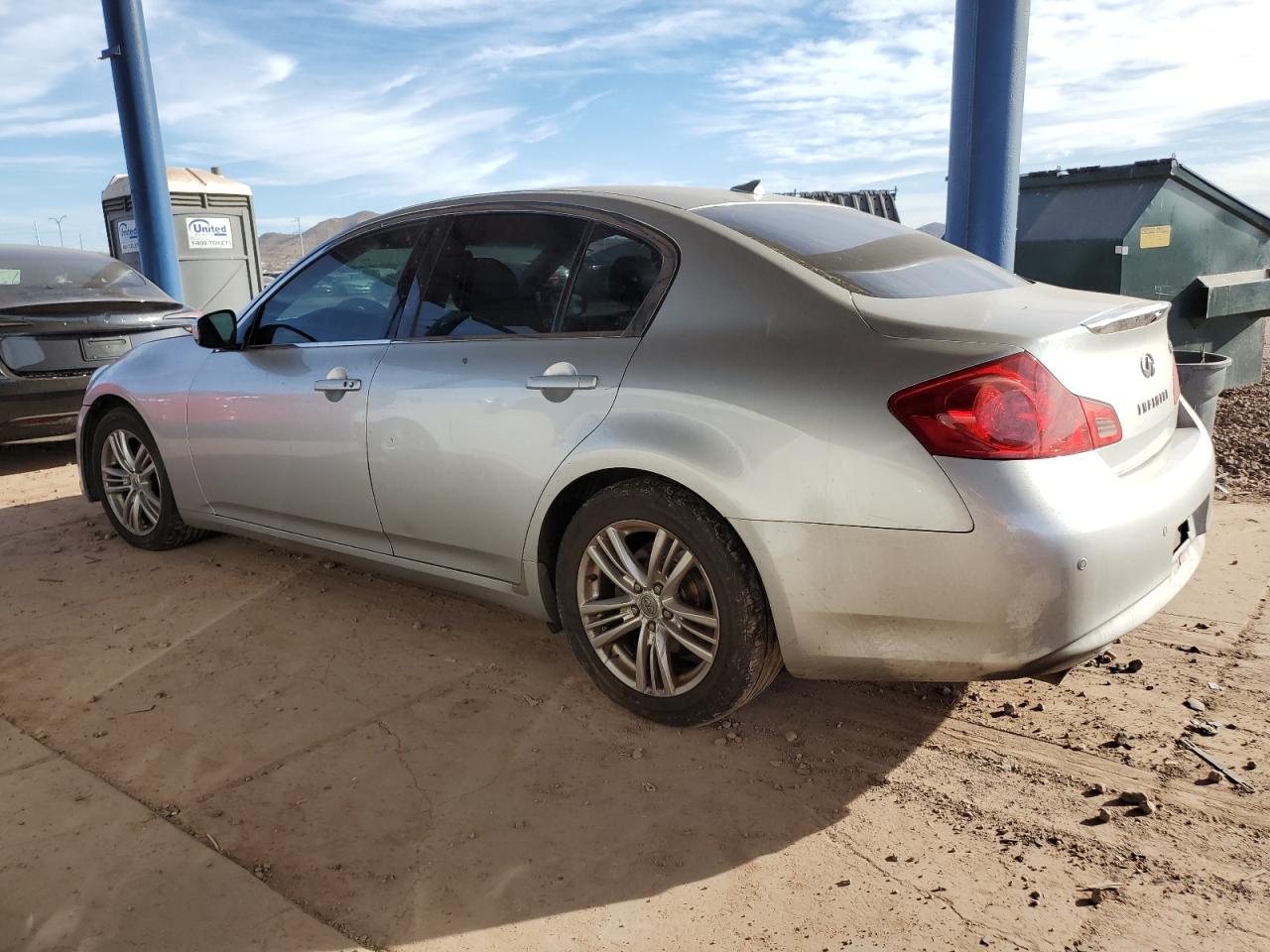 2010 Infiniti G - Image 2