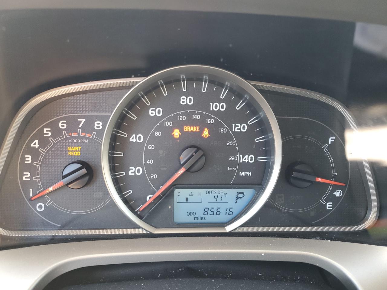 2015 Toyota RAV 4 - Image 9