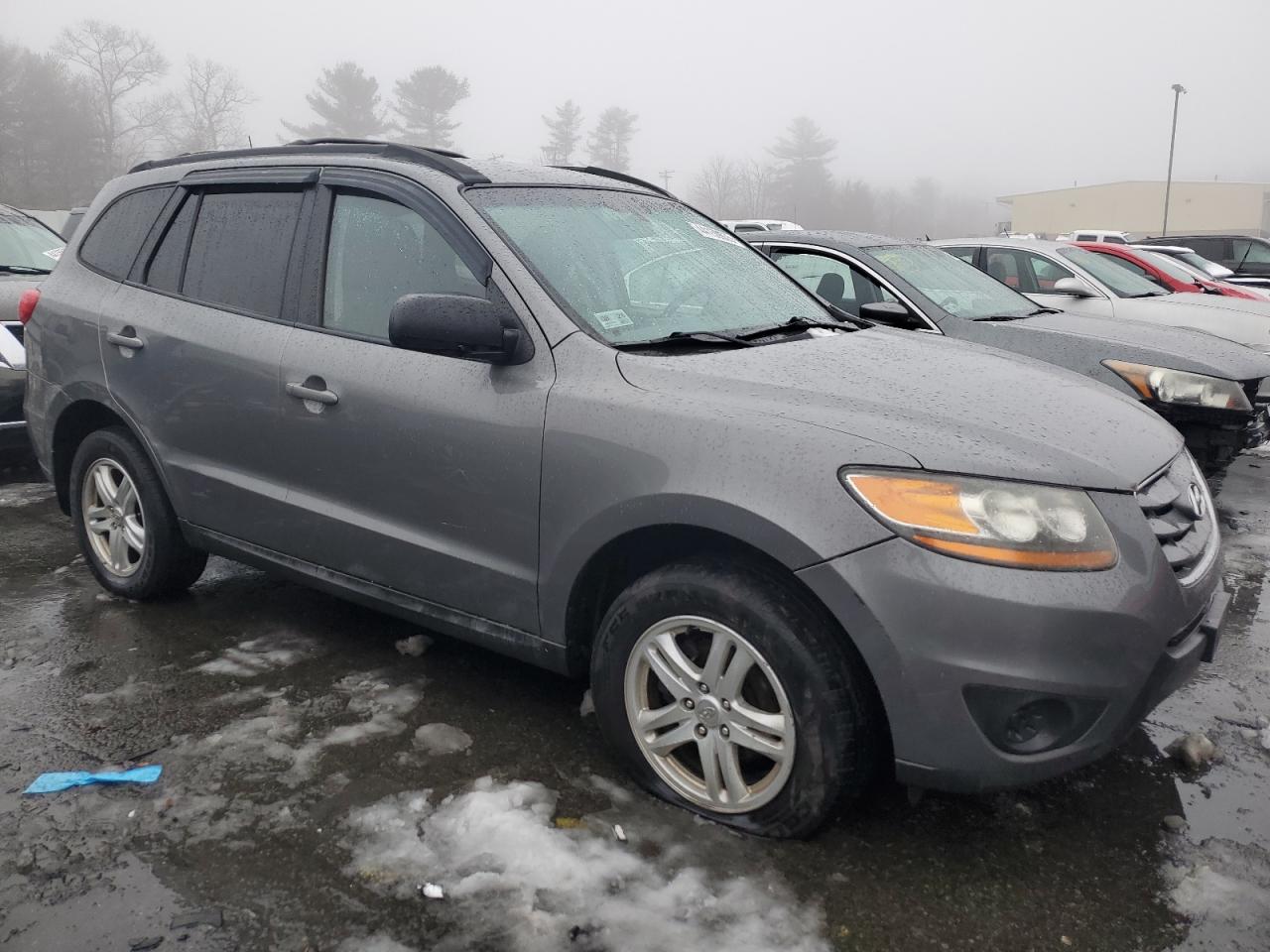 2010 Hyundai Santa Fe - Image 4