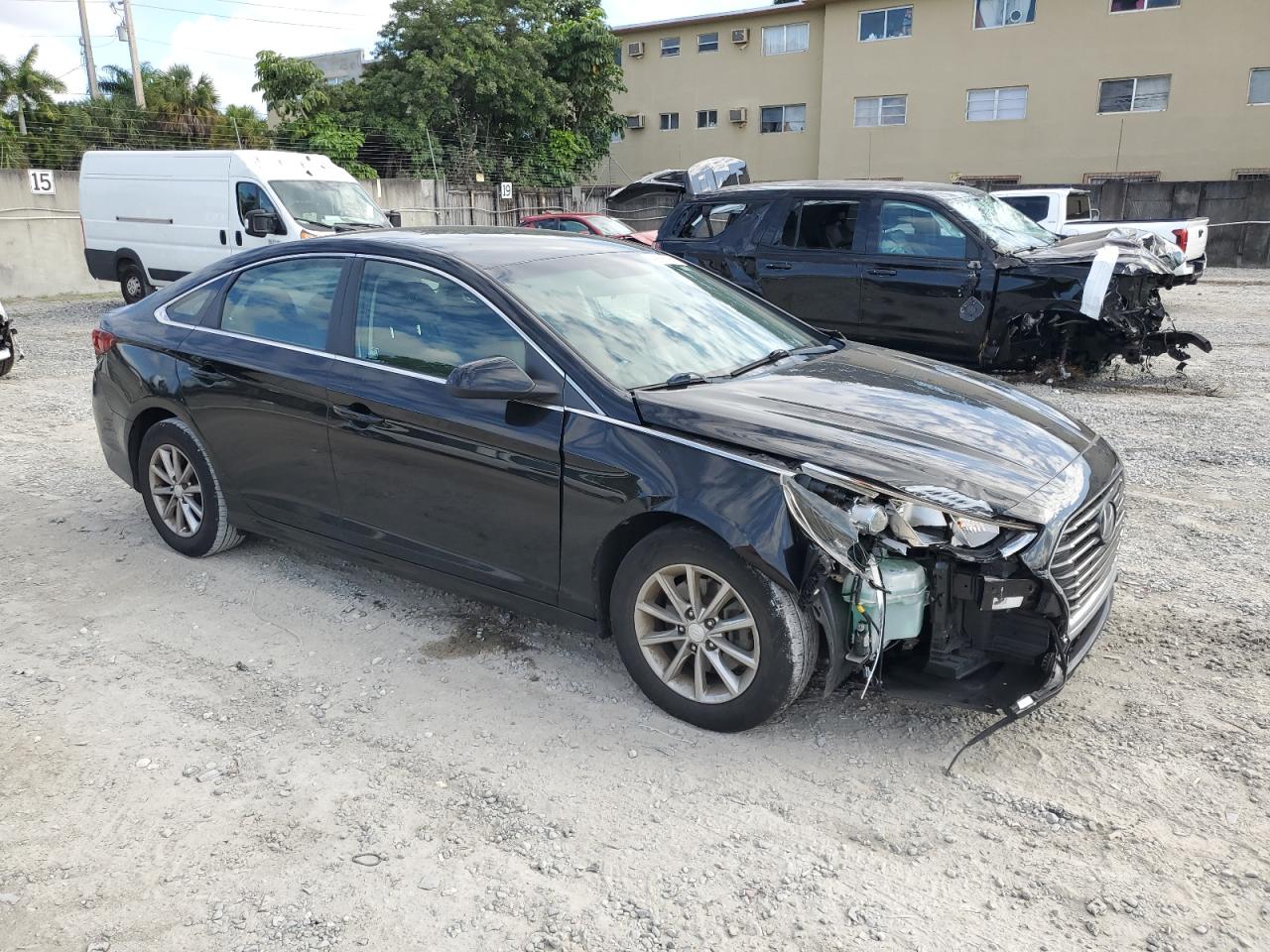 2019 Hyundai Sonata - Image 4