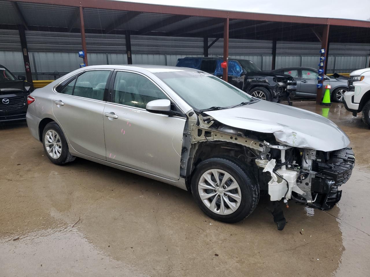 2015 Toyota Camry - Image 4