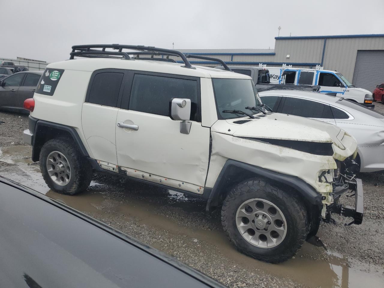 2012 Toyota FJ Cruiser - Image 4