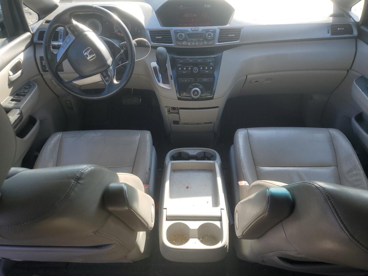 2012 Honda Odyssey - Image 8