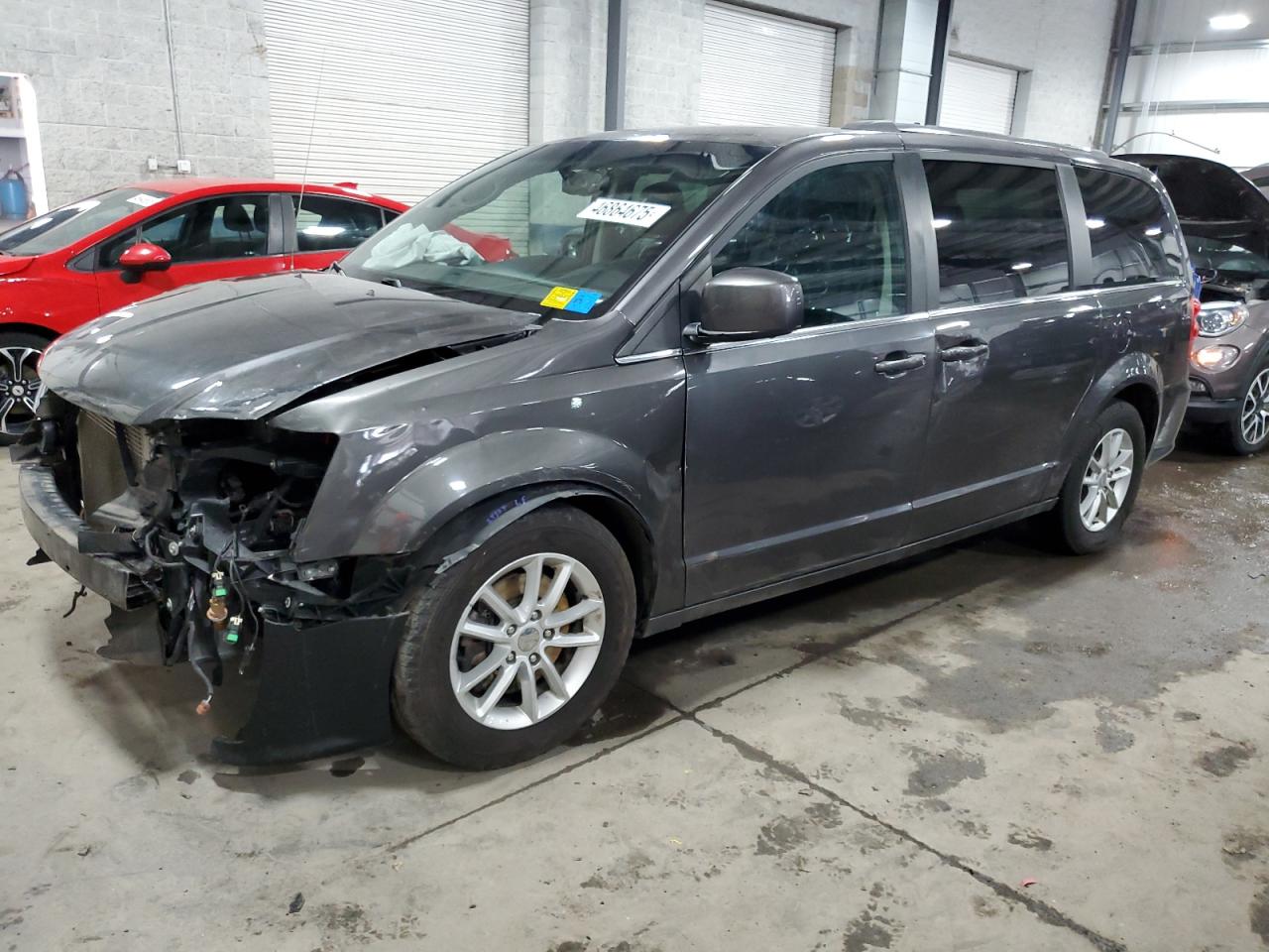 2018 Dodge Caravan - Image 1