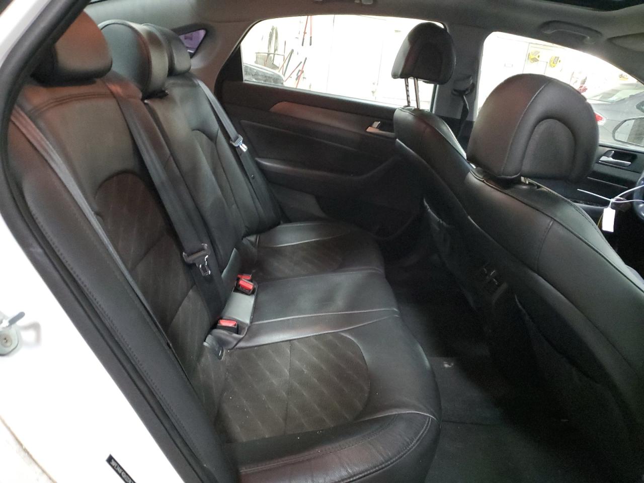 2016 Hyundai Sonata - Image 10
