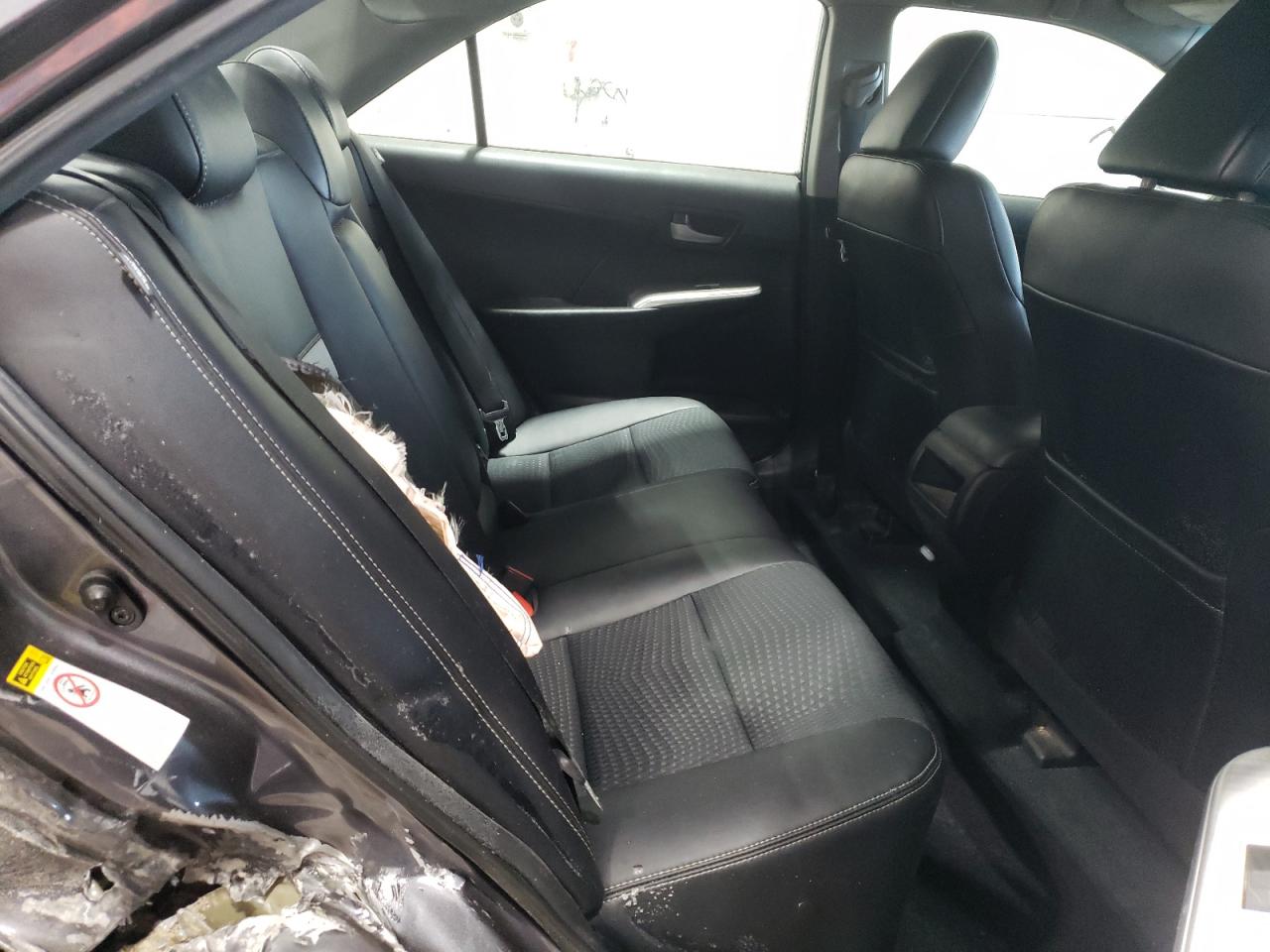 2014 Toyota Camry - Image 10