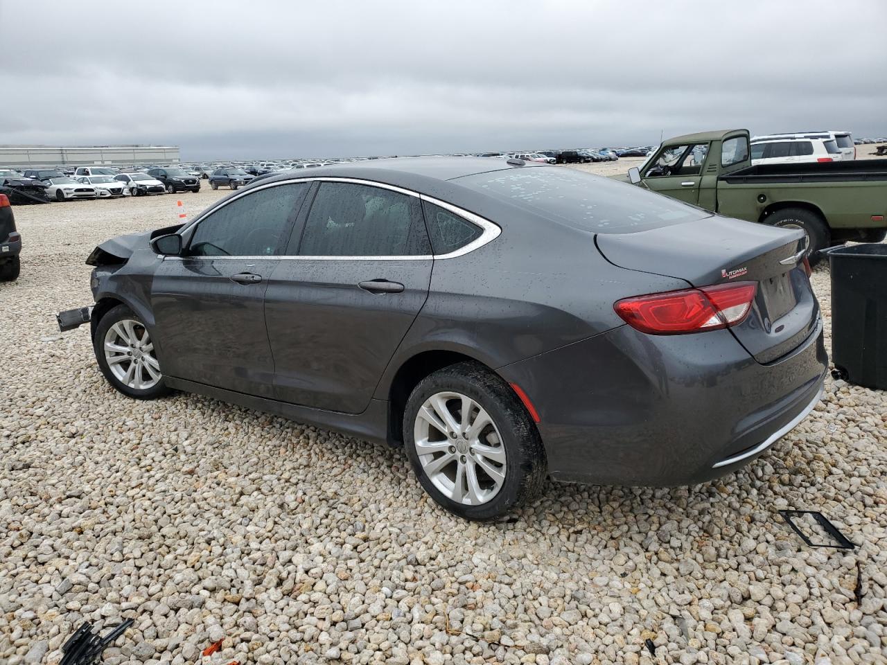 2015 Chrysler 200 - Image 2