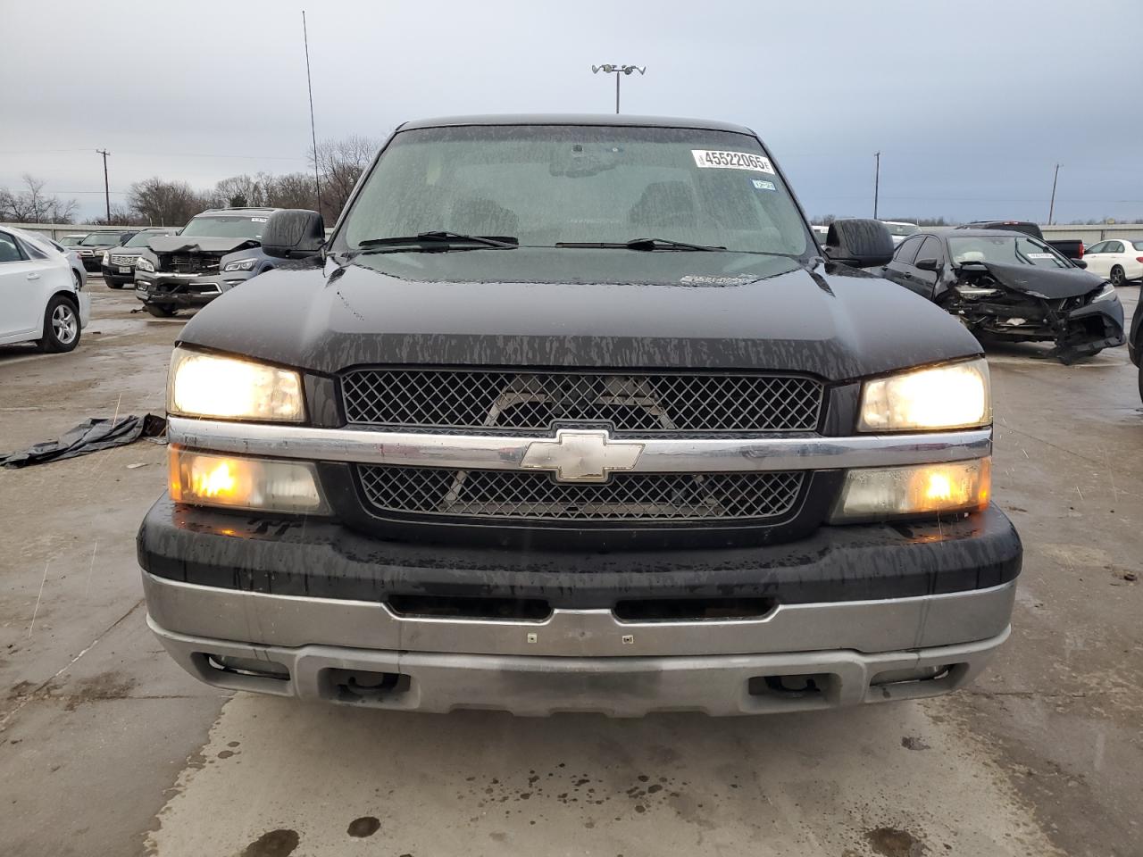 2004 Chevrolet Silverado - Image 5
